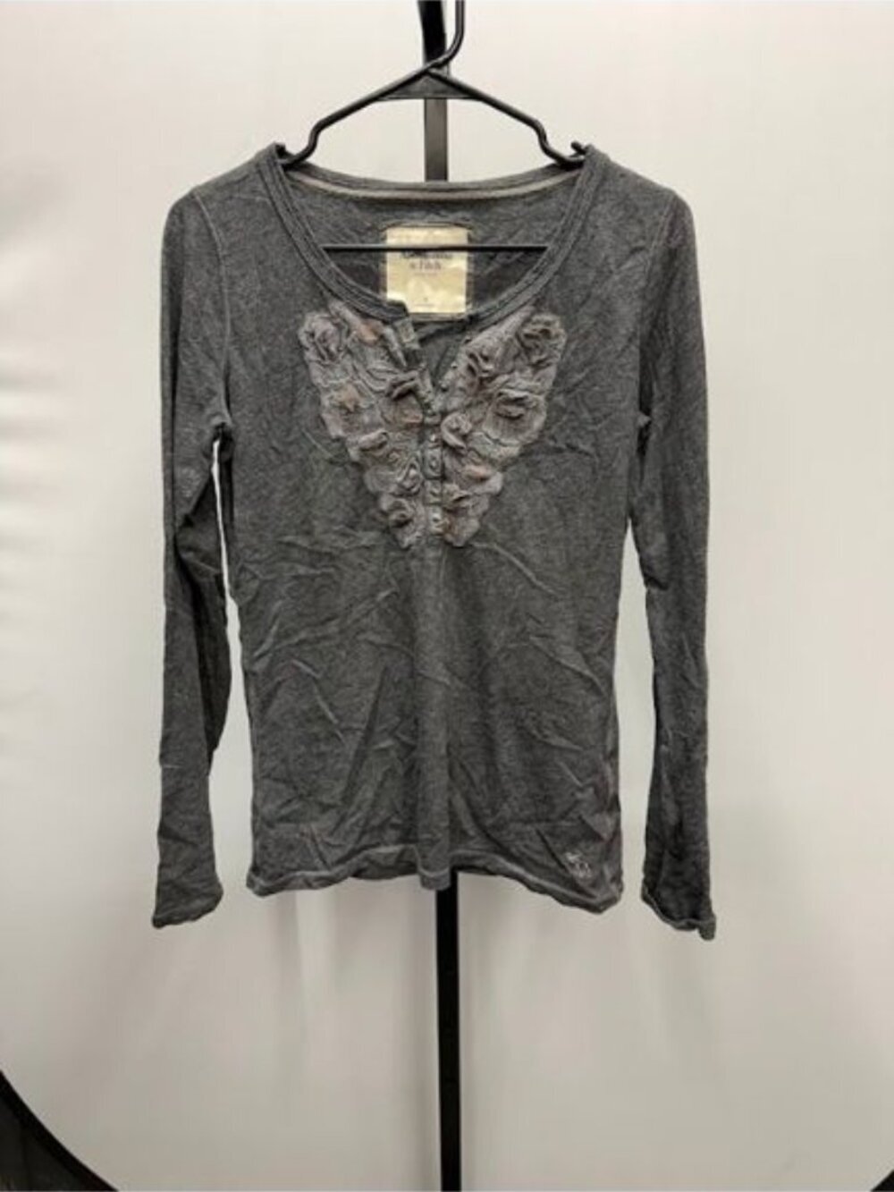 Abercrombie & Fitch Vintage Y2K Grey Applique Long Sleeve Top